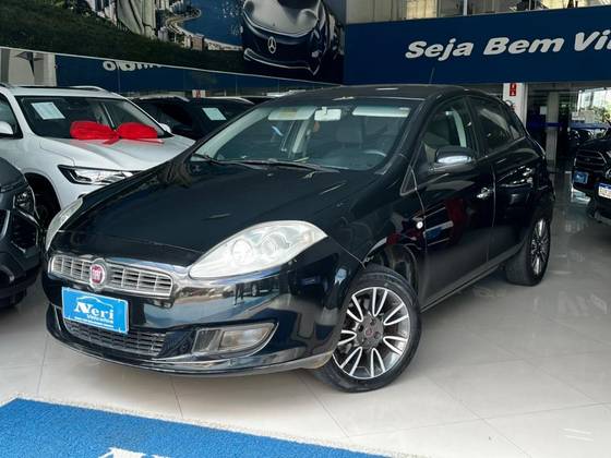 FIAT BRAVO 1.8 ESSENCE 16V FLEX 4P MANUAL FIAT BRAVO 1.8 ESSENCE 16V FLEX 4P MANUAL